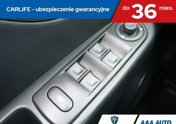 Renault Captur cena 42000 przebieg: 41342, rok produkcji 2013 z Trzcianka małe 254